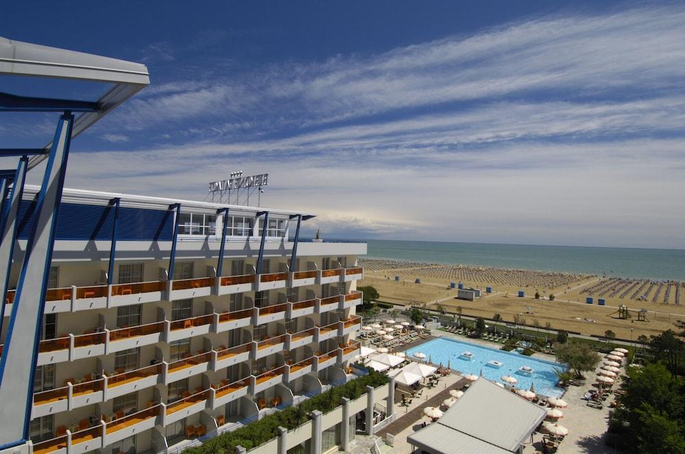 Bibione Palace Spa Hotel Esterno foto